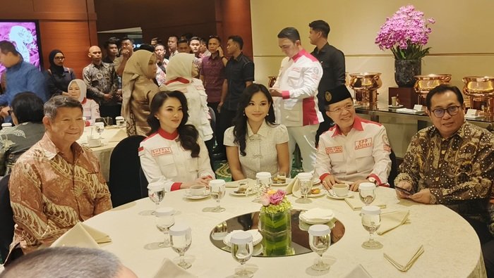 Hashim Djojohadikusumo Lantik Pengurus Srikandi Jaga Desa se-Indonesia, ABPEDNAS dan SMSI Kerja Sama Dukung Program Jaga Desa